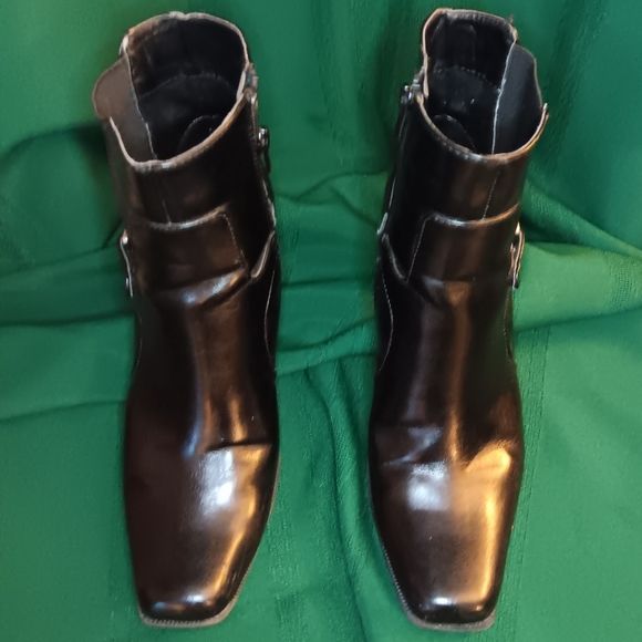 Nickels "Clara" Ankle Booties - Picture 1 of 9